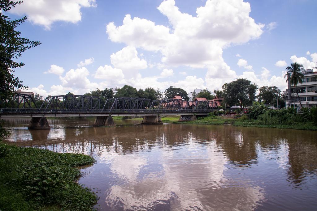 Second Home Chiang Mai Buitenkant foto